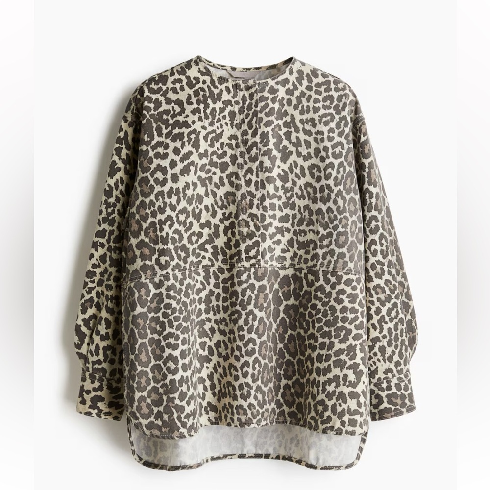 Leopard Print Long Sleeve top size medium